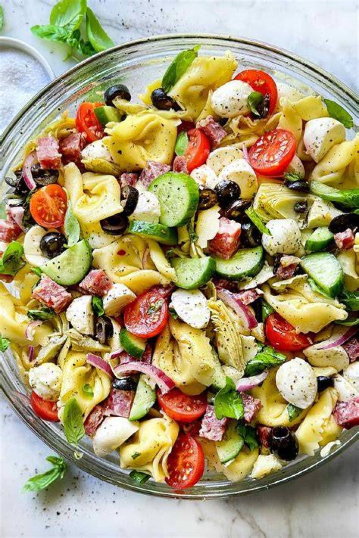 Tortellini pasta salad